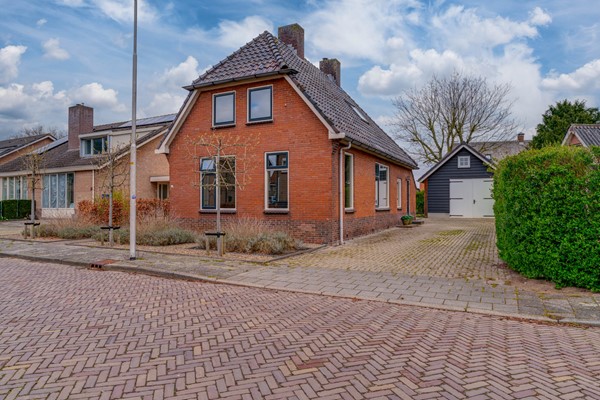 Medium property photo - Wethouder Bruensstraat 22, 6653 AM Deest